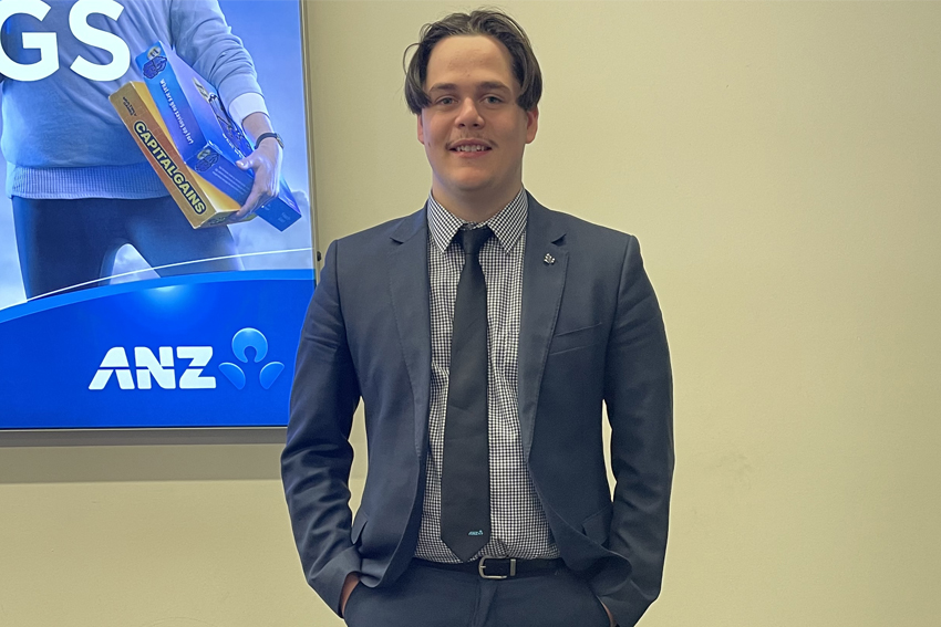 Jack Peterson, a proud Wiradjuri Man, has recently completed a confidence-boosting Traineeship with AFL SportsReady.